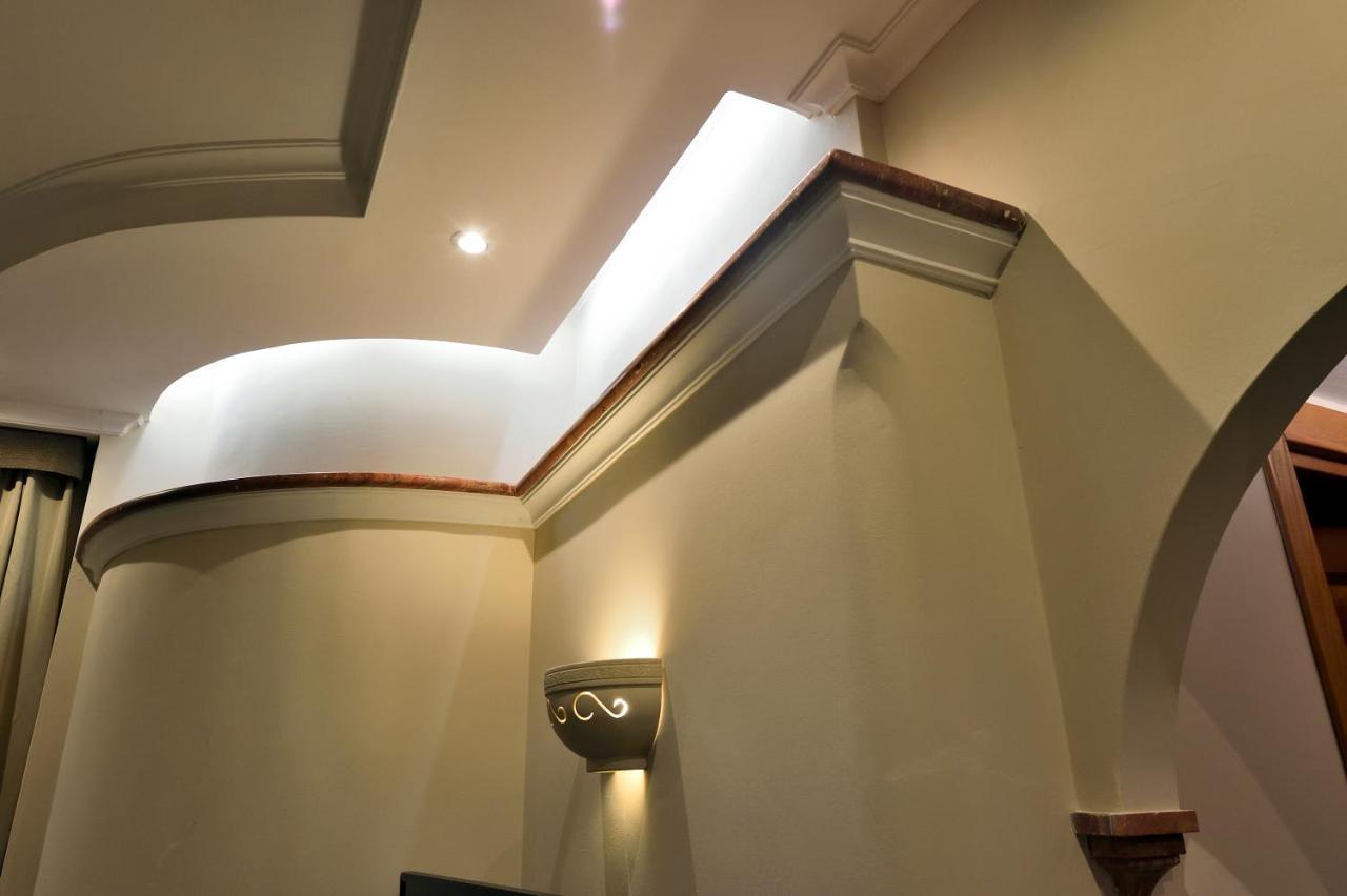 Domus Catone Apartment Roma Ngoại thất bức ảnh