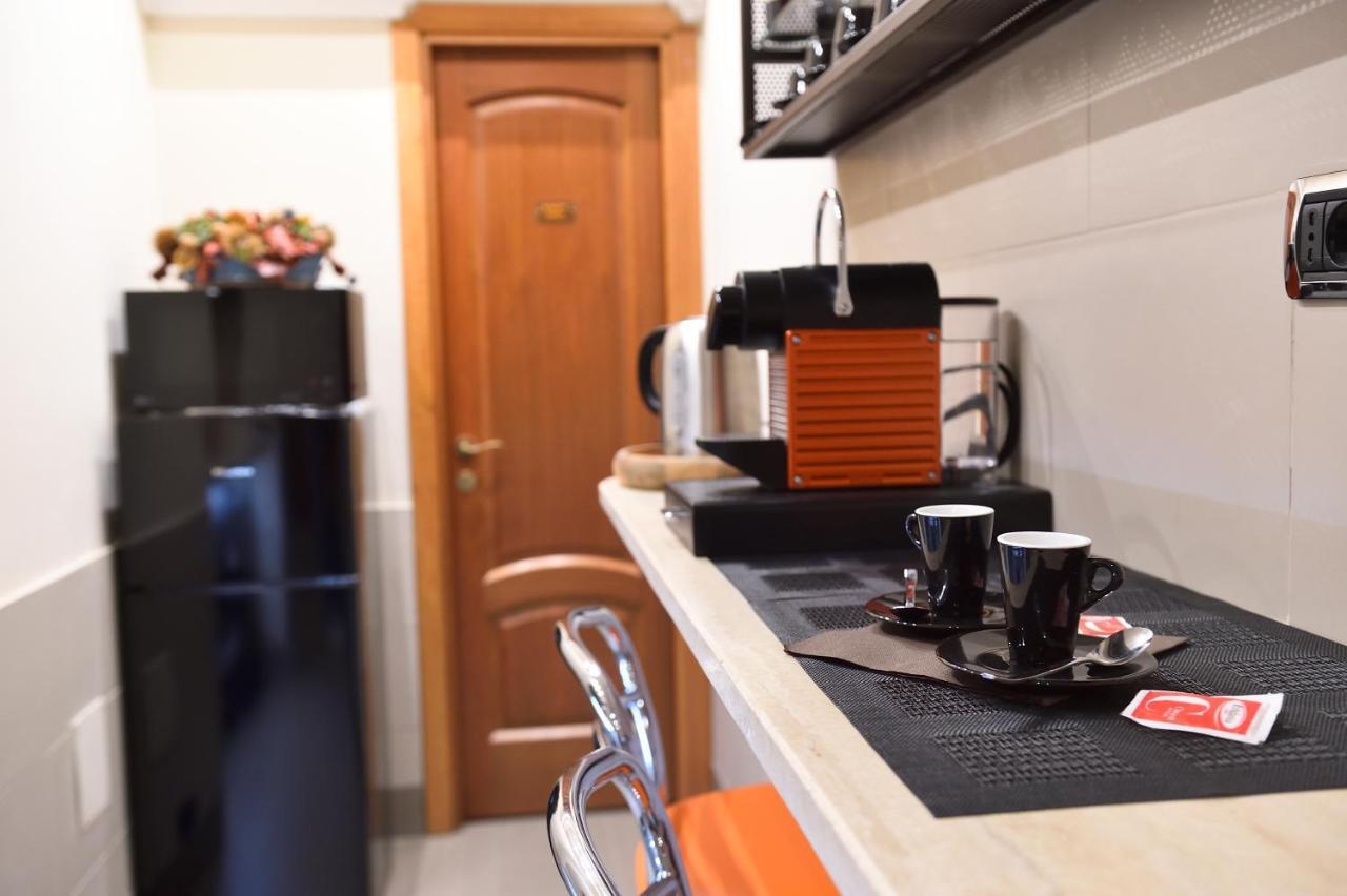Domus Catone Apartment Roma Ngoại thất bức ảnh